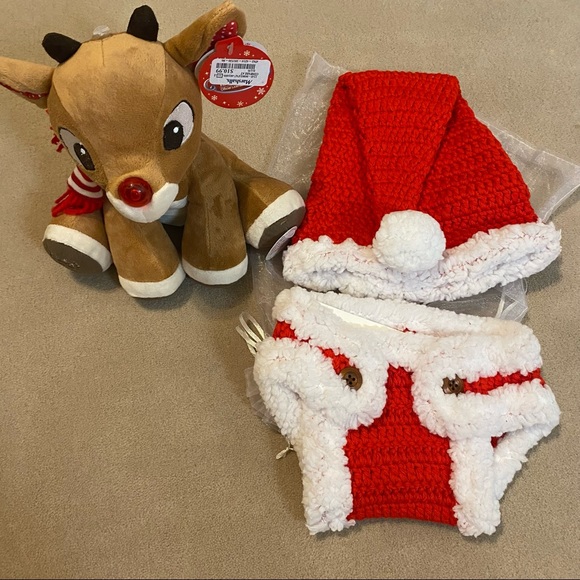 Baby’s 1st Christmas bundle. Newborn hat and diaper cover set w/ singing Rudolph - Picture 1 of 9